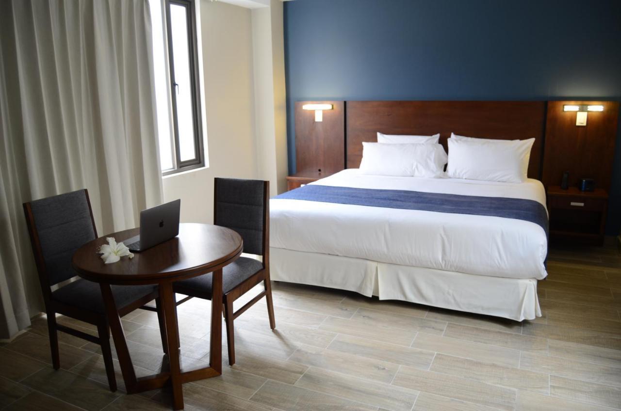 Hotel San Agustin Plaza Latacunga Ngoại thất bức ảnh