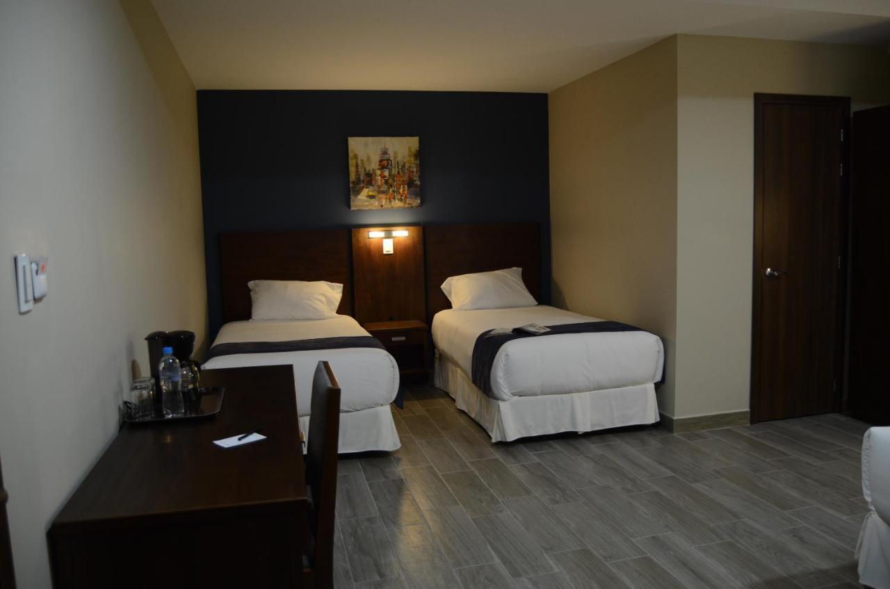 Hotel San Agustin Plaza Latacunga Ngoại thất bức ảnh