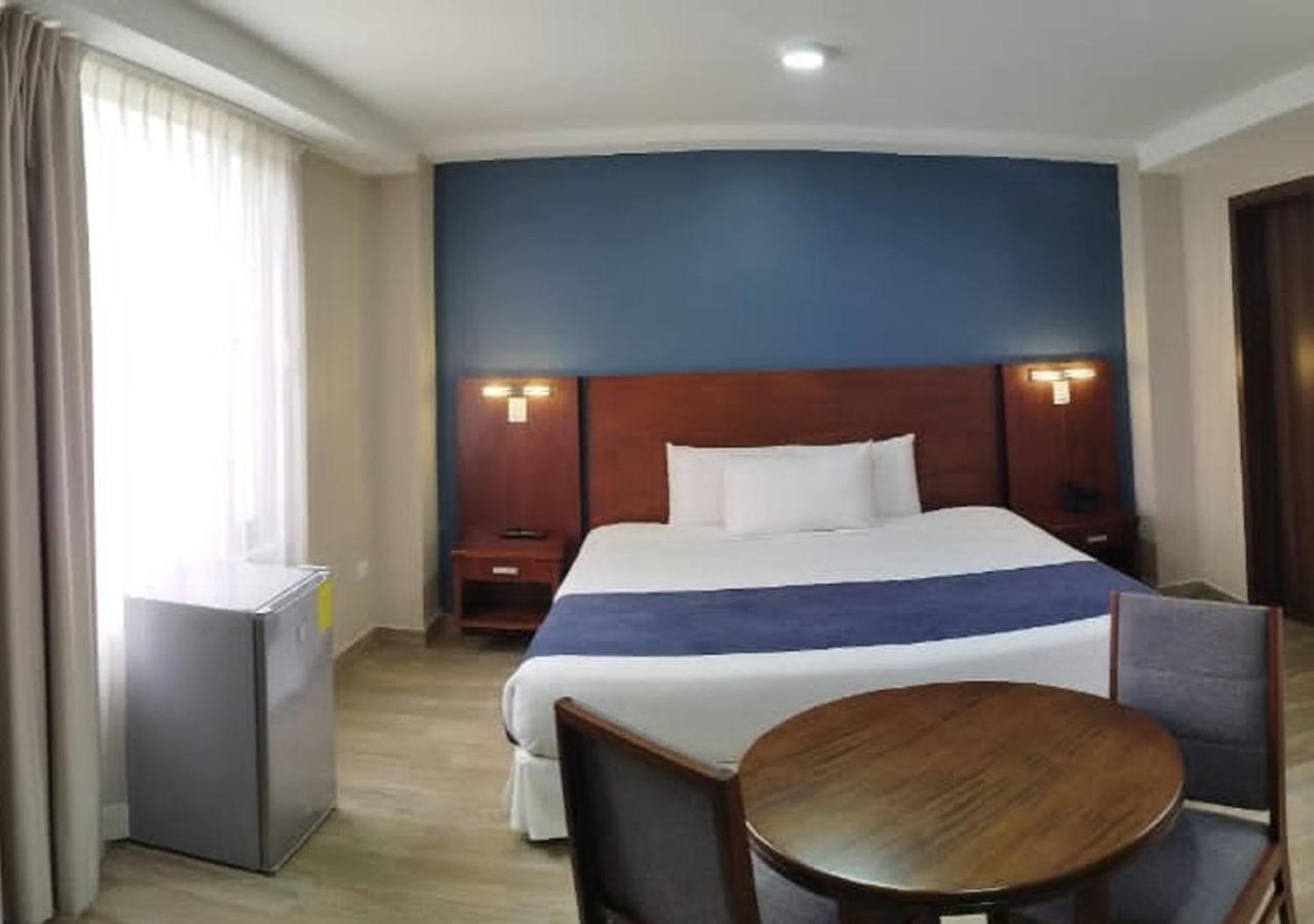 Hotel San Agustin Plaza Latacunga Ngoại thất bức ảnh