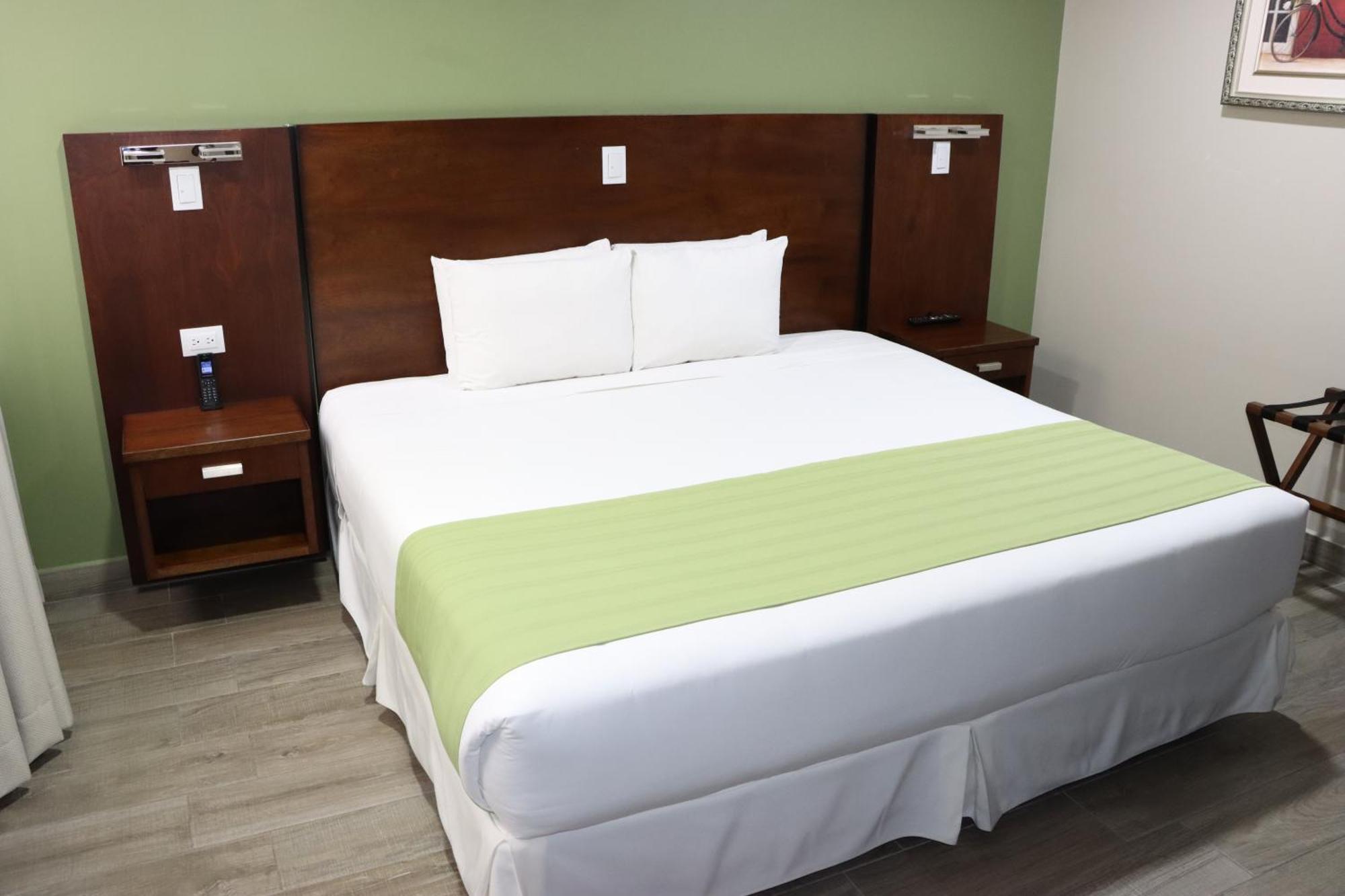 Hotel San Agustin Plaza Latacunga Ngoại thất bức ảnh